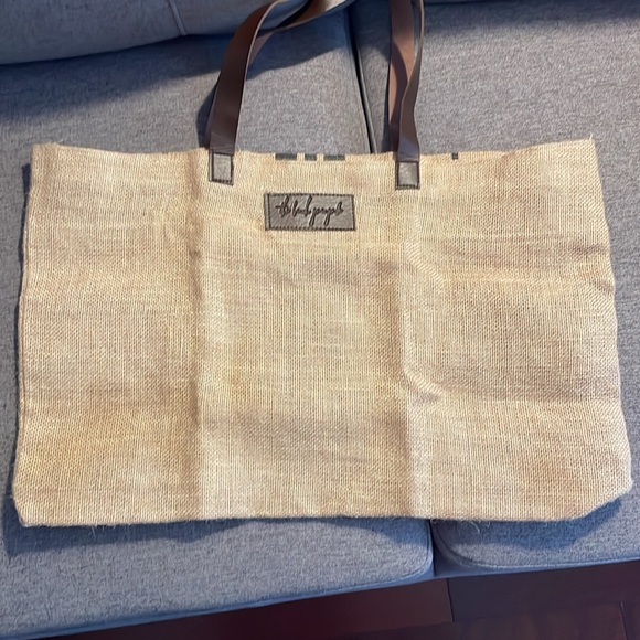 The bench people tote - Picture 4 of 6